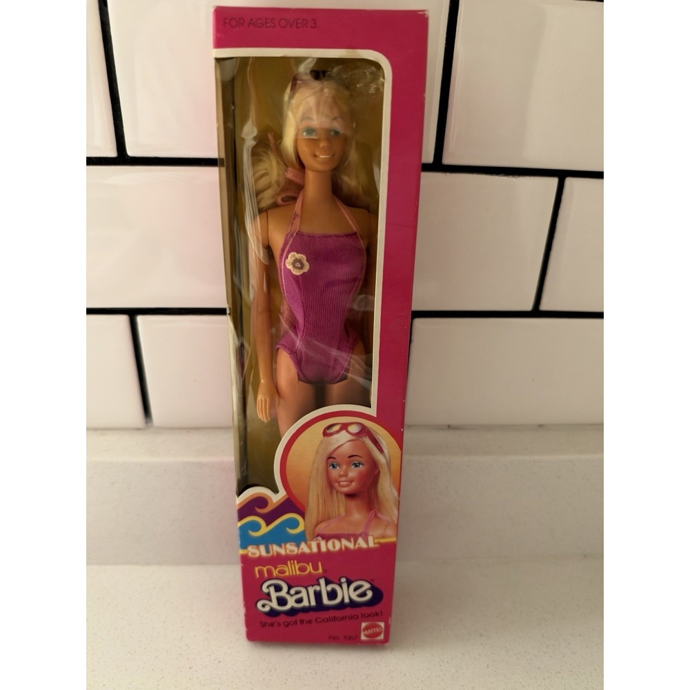 Vintage 1981 Sunsational Malibu Barbie Doll #1067 Mattel New In Box Hong Kong